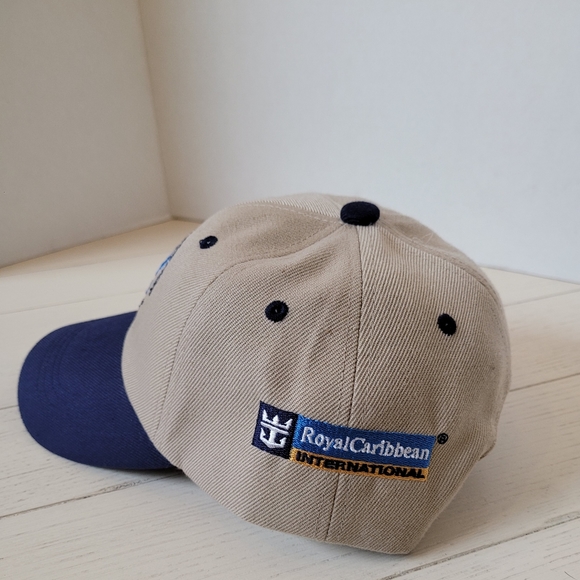 Royal Carribean International Crown & Anchor Society Baseball Hat Golf closure - Picture 5 of 7
